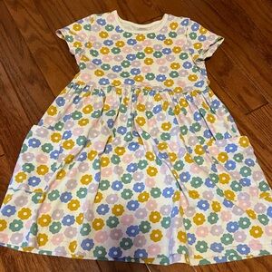 Hanna Andersson playground dress size 8